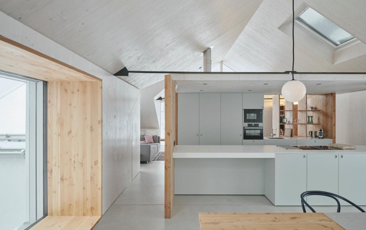 Urban Alpine Penthouse With Lake View Maurach  Dış mekan fotoğraf