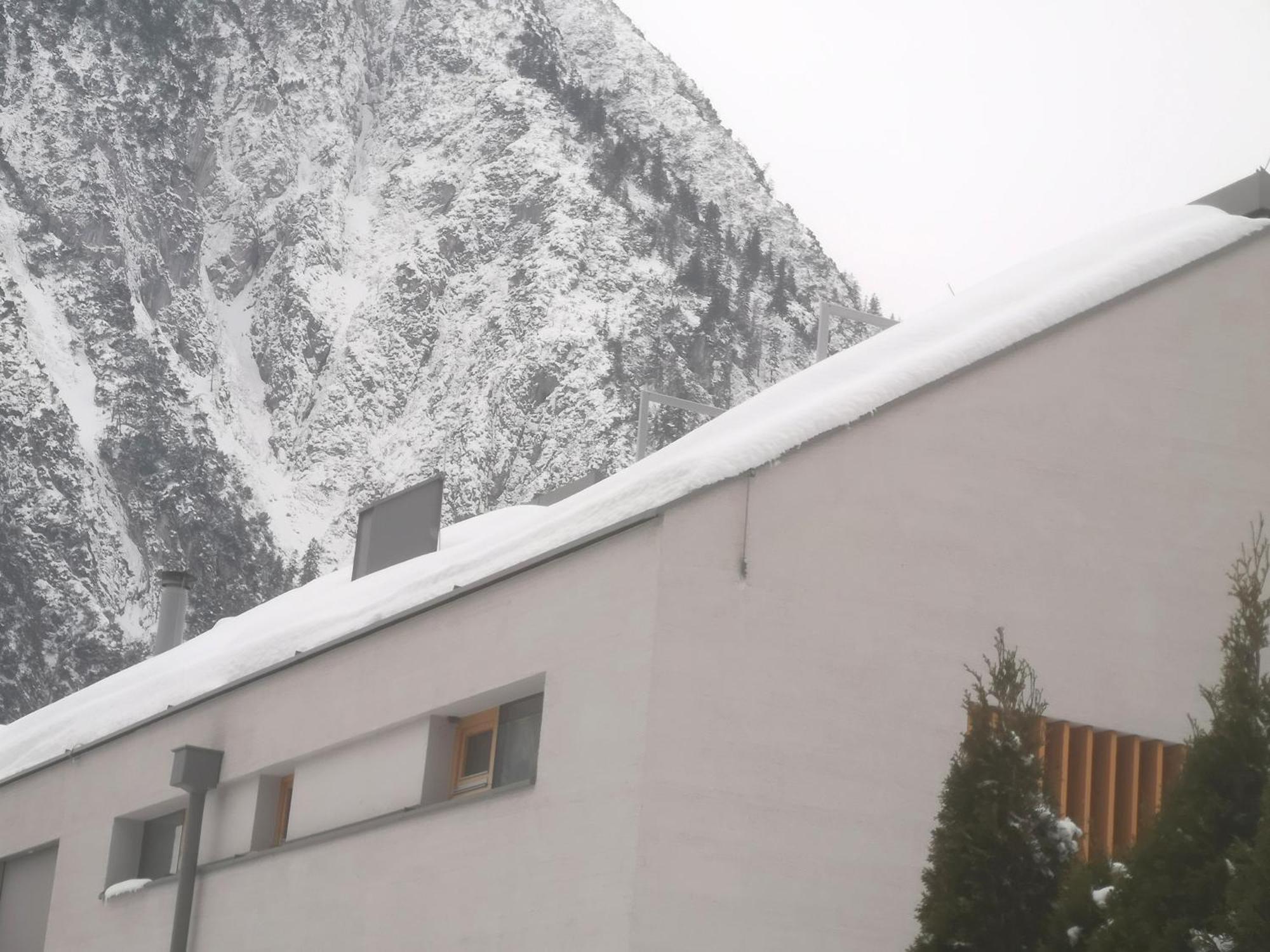 Urban Alpine Penthouse With Lake View Maurach  Dış mekan fotoğraf